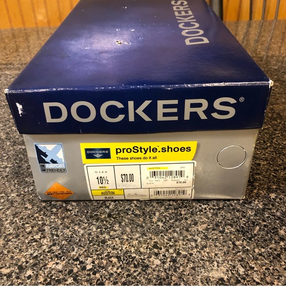 Casual Leather Dress Shoe for Men by Dockers - Picture 7 of 7